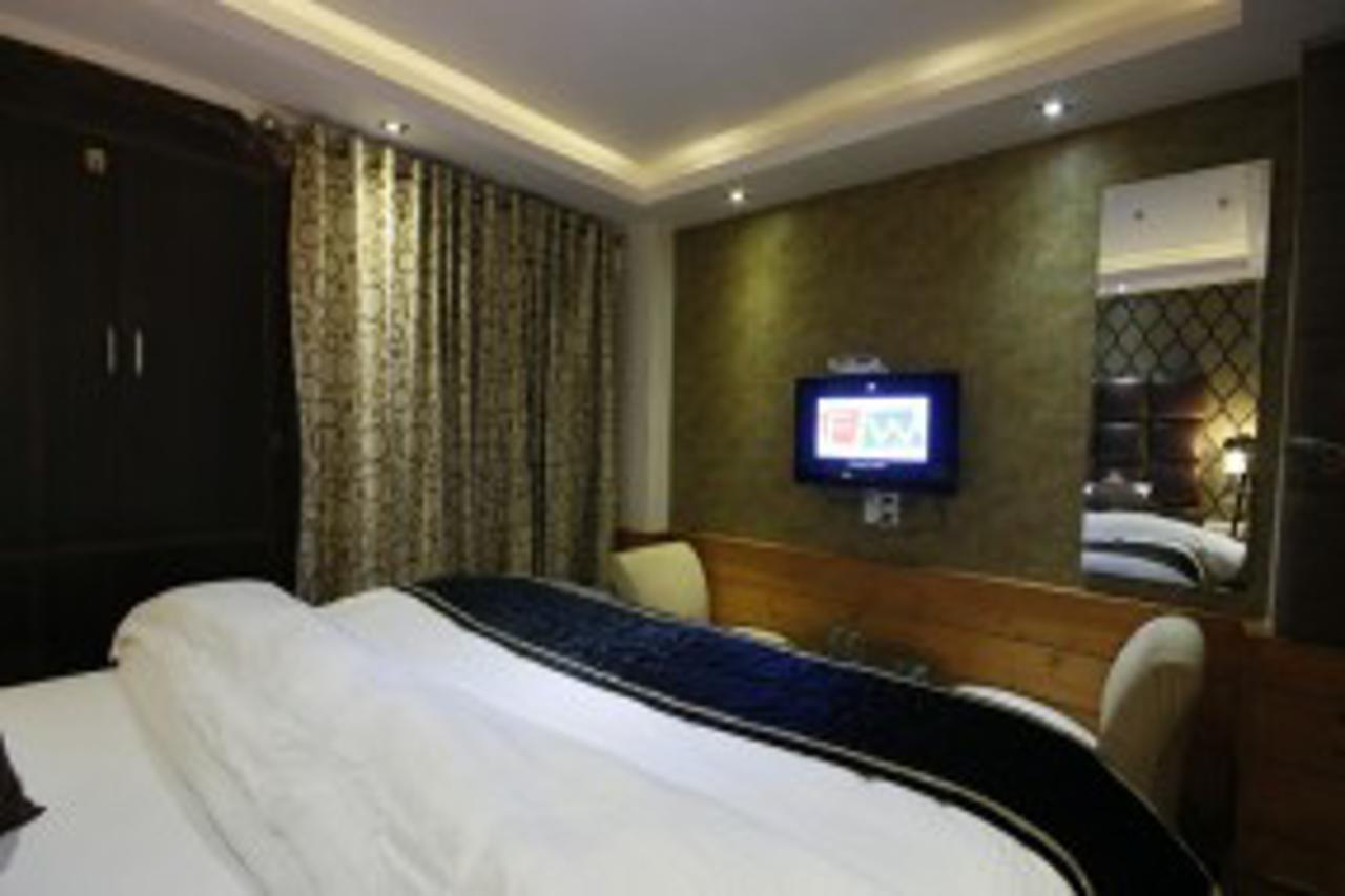 Hotel Sunrise Shimla Bagian luar foto