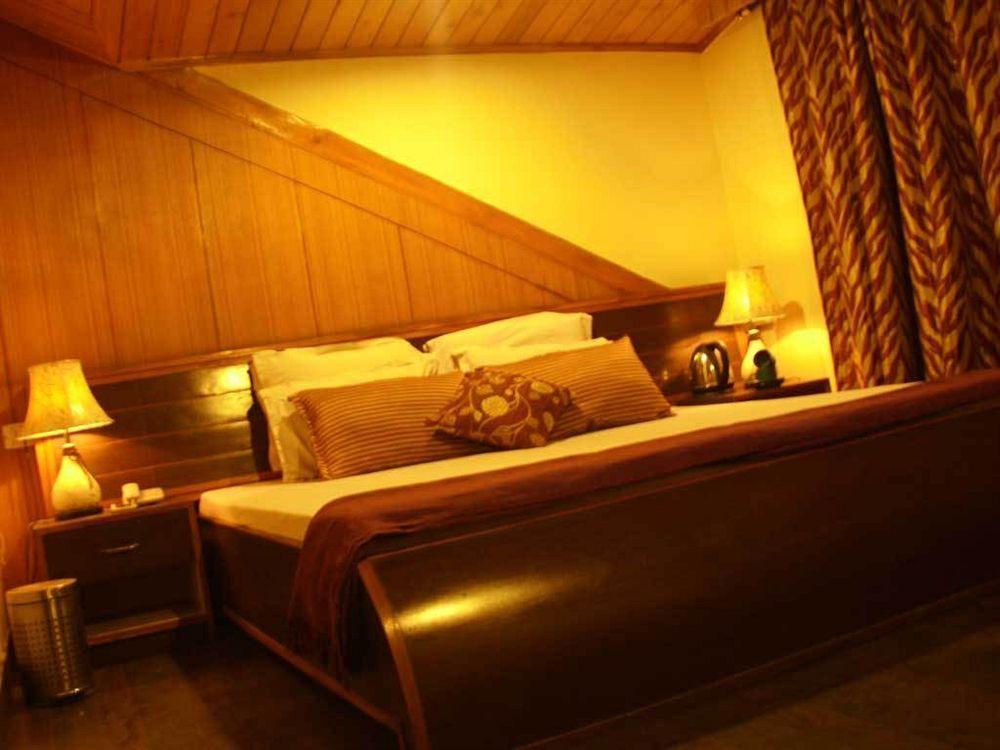 Hotel Sunrise Shimla Bagian luar foto