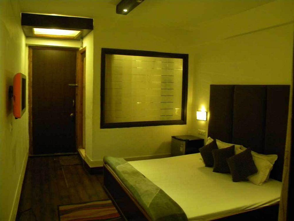 Hotel Sunrise Shimla Bagian luar foto