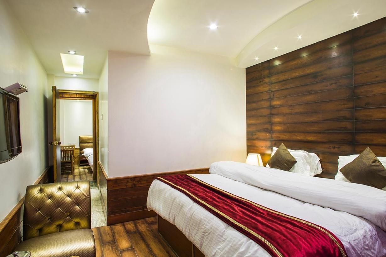 Hotel Sunrise Shimla Bagian luar foto